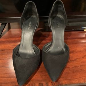 Vince heels
